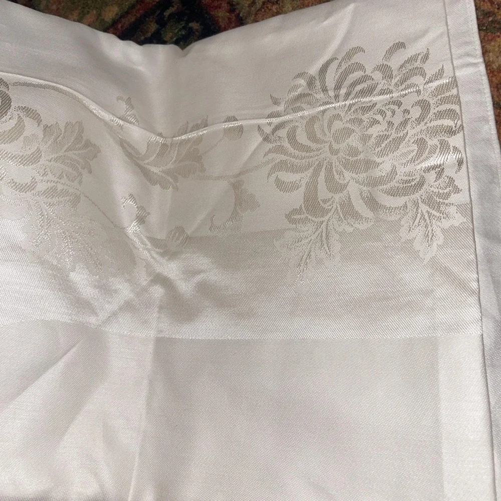Vintage Damask Set table cloth & napkins original box 56 x 76 Japan NWOT